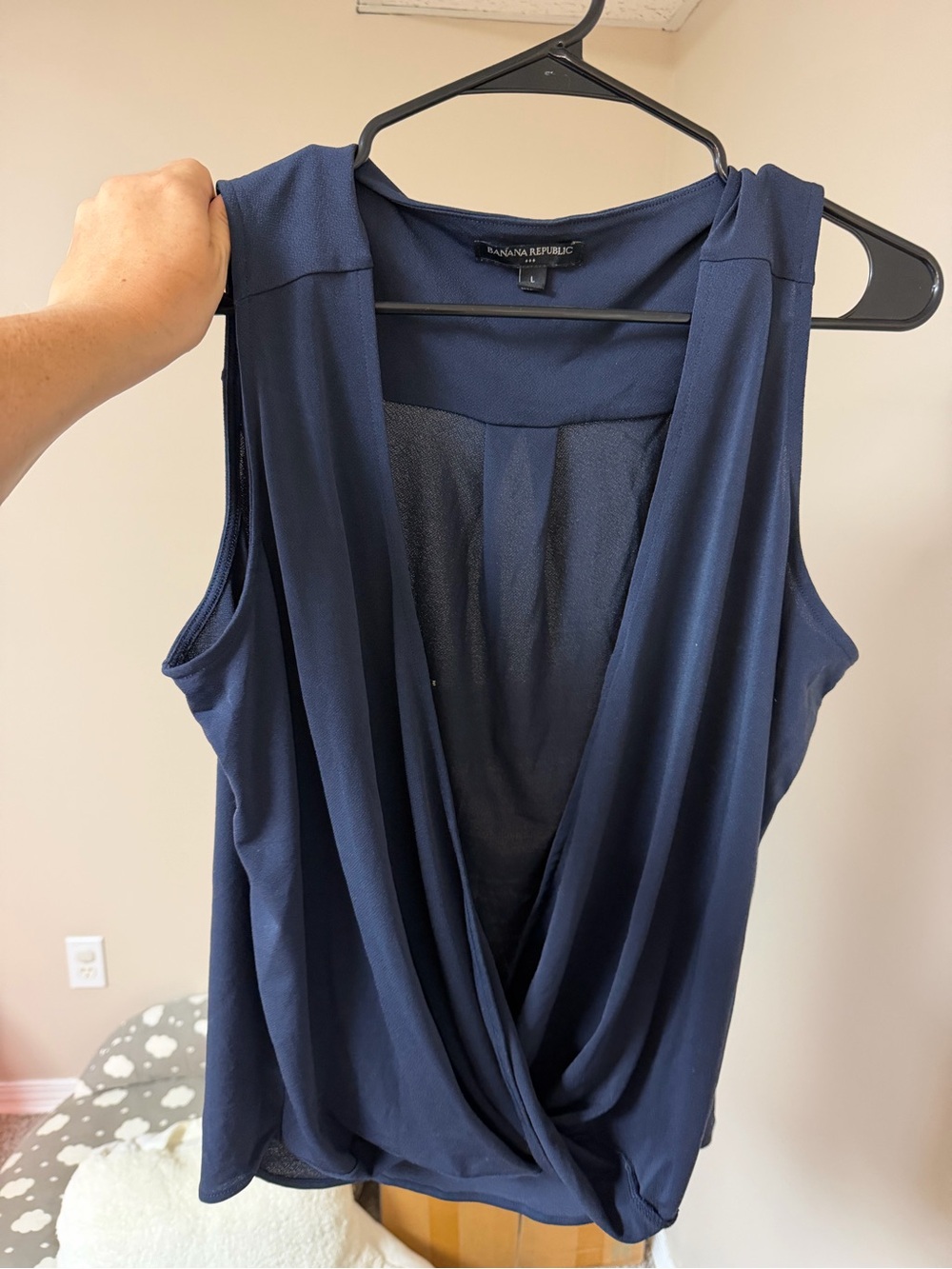 Banana Republic Navy Draped Sleeveless V-Front Camisole size L